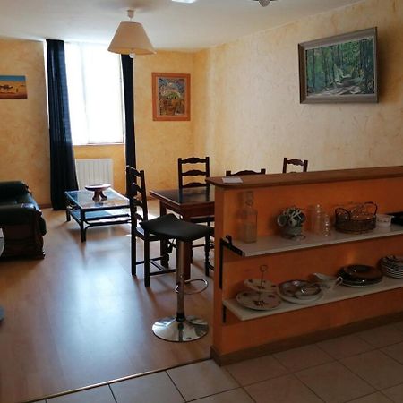 Pont-De-Vaux City Center Appartement For 2 Екстериор снимка